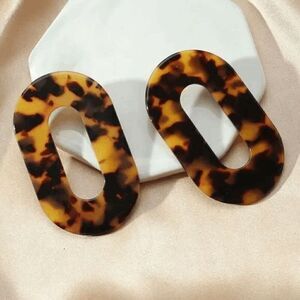 Ladies Leopard Print Oval Earrings
